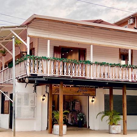 Casa Le Parc - Main Street Hotel Bocas del Toro Exterior photo